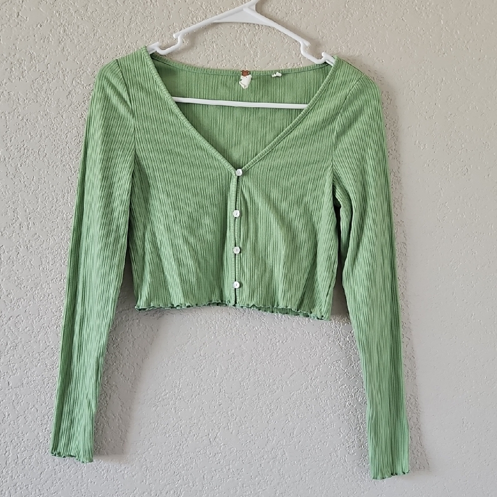 Green Ribbed Button-Up Women's Cropped Knit Top